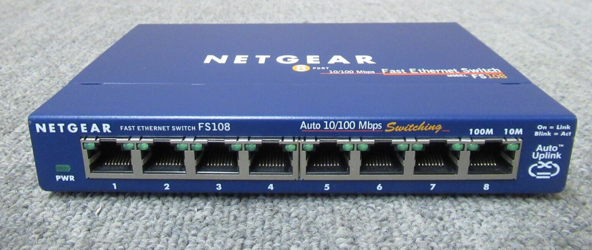 Netgear, FS108, 10/100 8-port Switch
