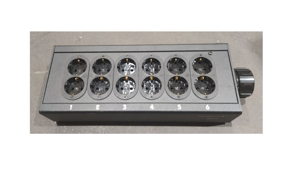 Socapex | Breakout Box | 6 x 2 out